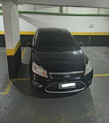 FORD FOCUS 2.0 GLX SEDAN 16V FLEX 4P MANUAL